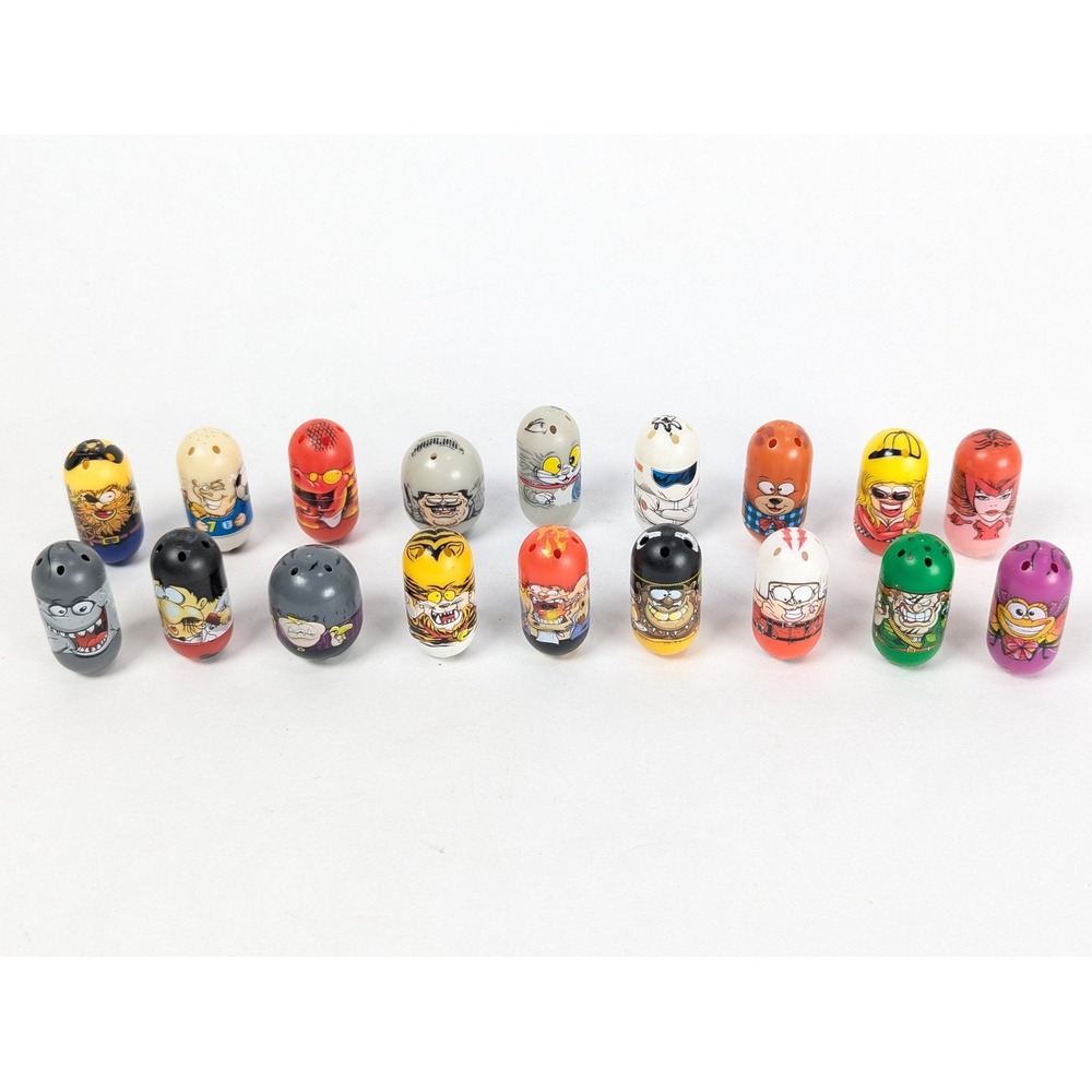 Mighty Beanz 2010 Moose Enterprise Collectible Rolling Toy Lot of 18 Mixed